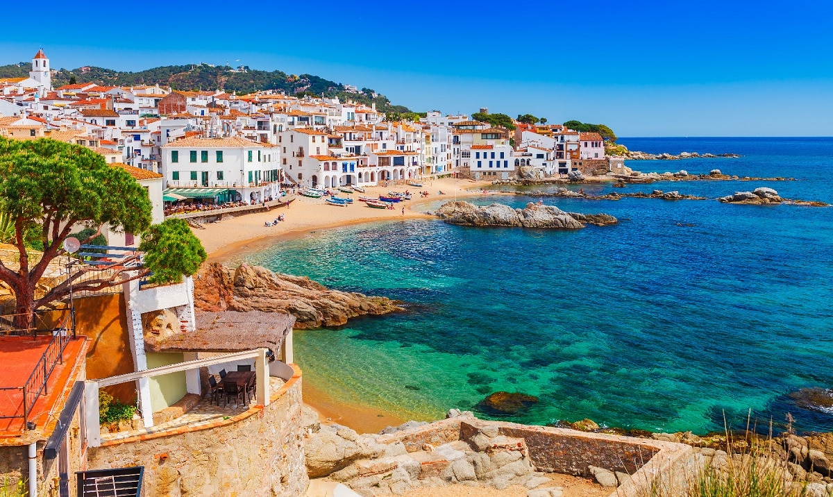 10-Pueblos-de-la-Costa-Brava-Imprescindibles